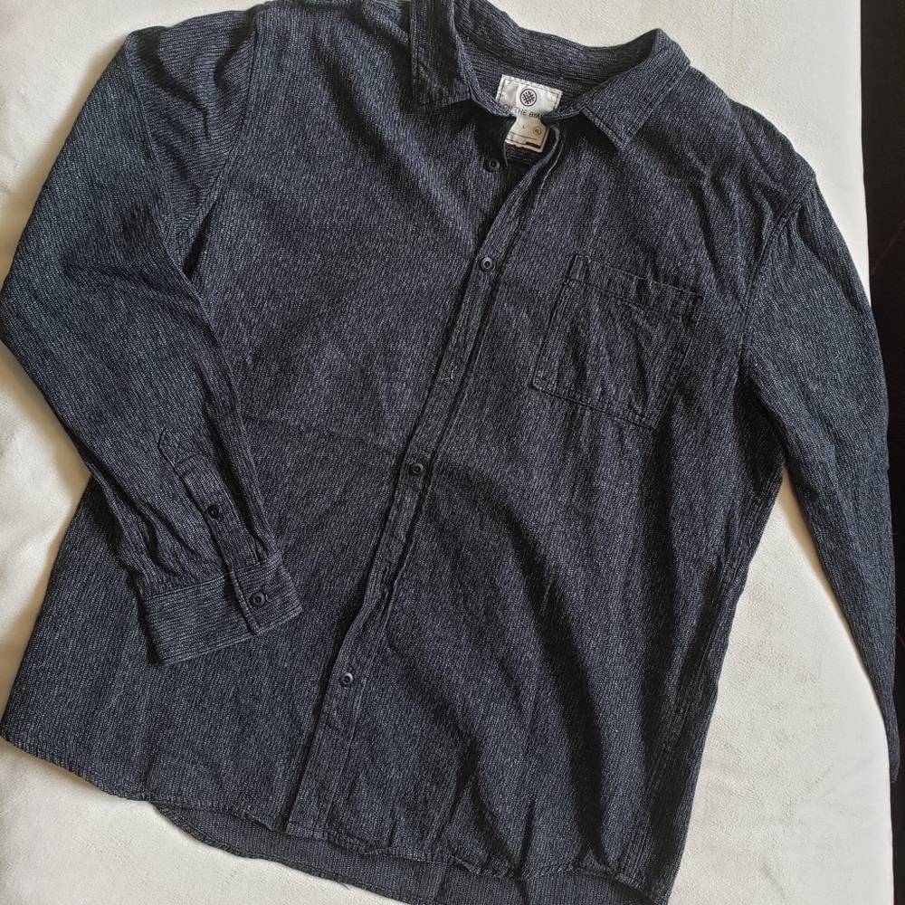 🌎 2 for $40 🌎 Soft Button Down